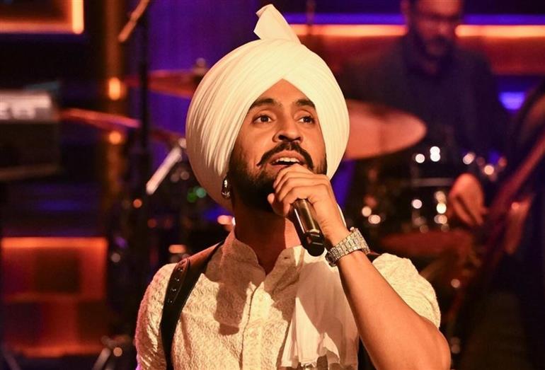 Diljit Dosanjh: ਦਿਲਜੀਤ ਦੋਸਾਂਝ ਦੇ ਲਾਈਵ ਸ਼ੋਅ 'ਚ ਚੋਰਾਂ ਨੇ ਕੀਤਾ ਹੱਥ ਸਾਫ, 100 ਤੋਂ ਜ਼ਿਆਦਾ ਫੋਨ ਚੋਰੀ, 32 FIR ਹੋਈਆਂ ਦਰਜ